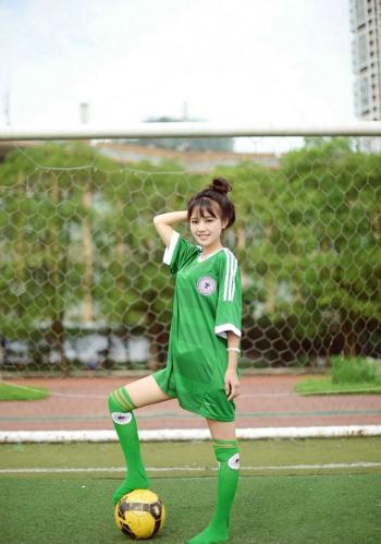 清纯可爱美女写真图集第5张