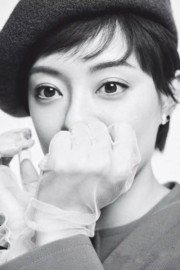 孙俪《VOGUE》杂志封面时尚大片写真第6张