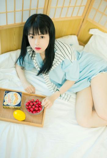 美女热裤图片 _ 第(5)张
