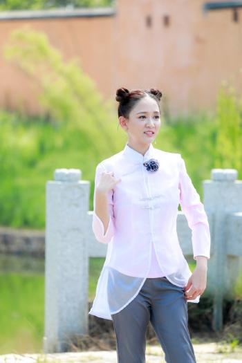 高清台湾省新竹县女演员陈乔恩成熟优雅写真桌面壁纸第3张