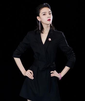 中国内地四川省攀枝花女演员人气演员陈瑶俏皮可爱写真图片第0张