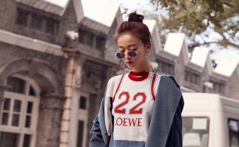 高清中国内地北京人影视女演员吴谨言甜美优雅写真图片第2张