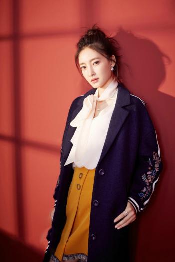 王丽坤活动图片：柔美优雅有活力第4张