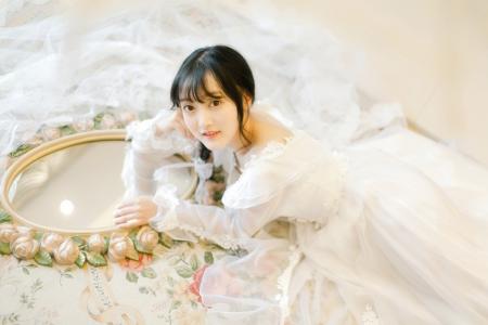 马甲线女王袁姗姗时尚性感写真图片超赞身材第5张