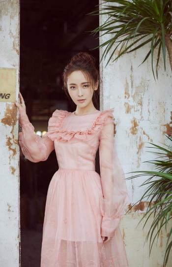 李曼图片 _ 第(1)张