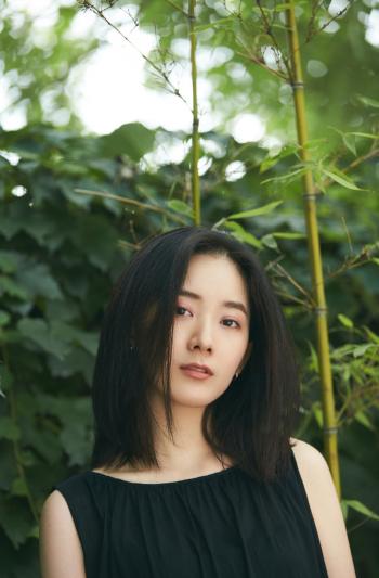 朱颜曼滋清新文艺秋季写真图片第2张