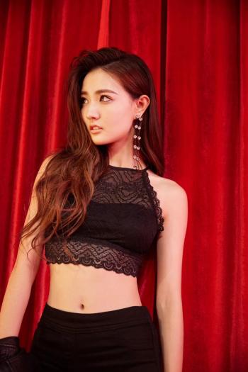 林允性感露脐装清爽写真图片第0张