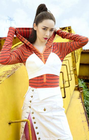 李曼粉嫩甜美夏日写真图片第3张