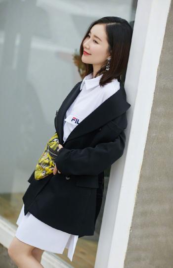 高清吉林美女演员舒畅唯美清新活动照图片第0张