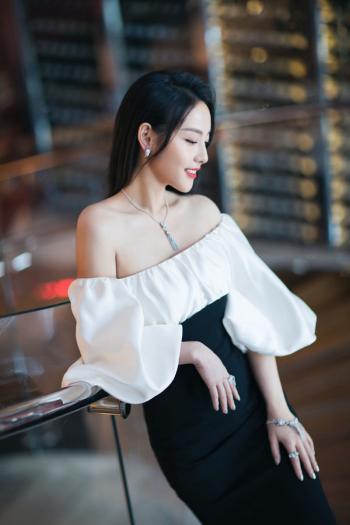 张嘉倪图片 _ 第(4)张
