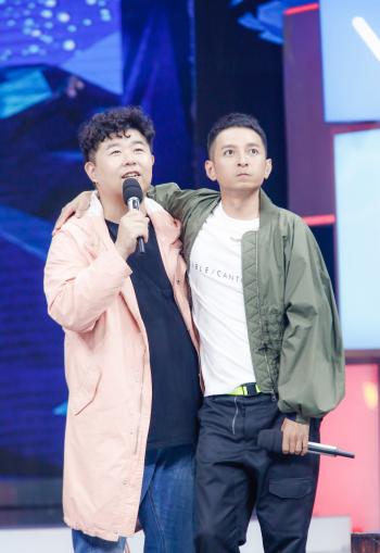 高清综艺盛一伦快乐大本营帅气图片第6张