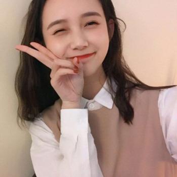 清新女生头像图片 _ 第(1)张