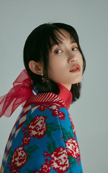 美女苏青图片 _ 第(7)张