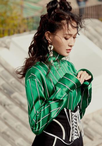 中国内地安徽女演员海铃性感妩媚活动写真图片第3张