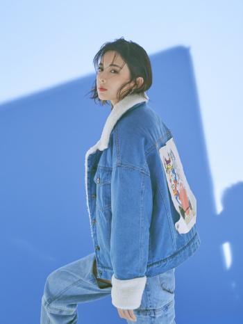 中国内地新疆乌鲁木齐市影视女演员古力娜扎中性风时尚写真图片第0张