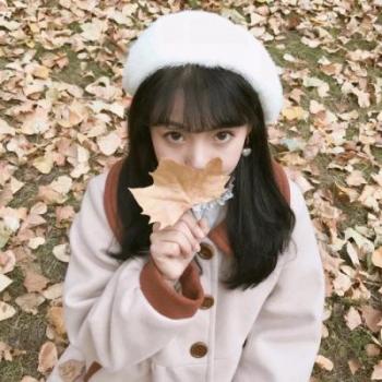 清新女生头像图片 _ 第(1)张