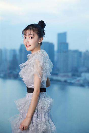 内地沈阳女演员佟梦实王鹤润《一念时光》海报图片第0张