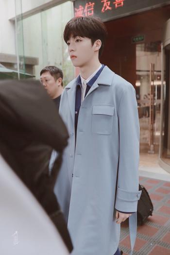 陈立农杂志封面写真高清图片第3张