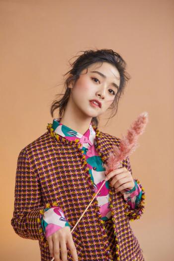 美女沈月图片 _ 第(5)张