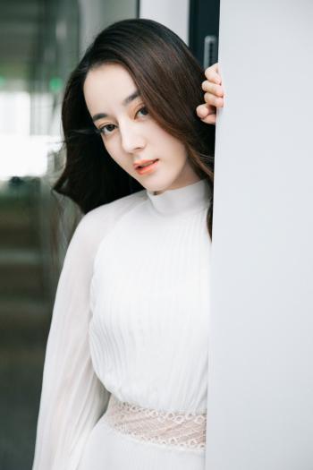 迪丽热巴图片 _ 第(1)张