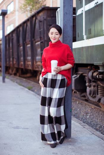 中国大陆四川成都女演员气质明星车永莉高清写真壁纸第3张