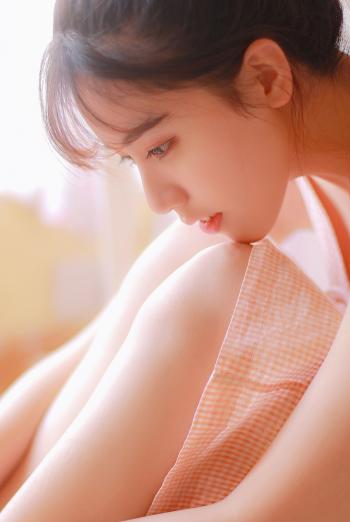 高清内地山东德州女演员性感熟女明星张雨绮写真图片下载第0张