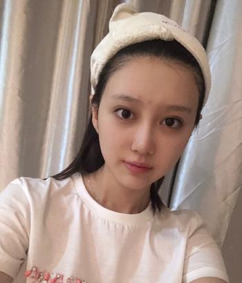 高清演员美女明星于子洋小清新性感图片第4张