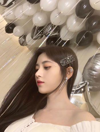 鞠婧祎第3张