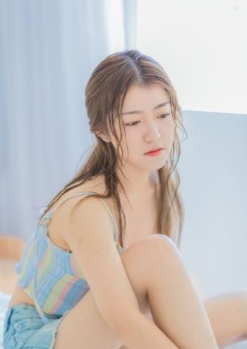 美女热裤图片 _ 第(5)张
