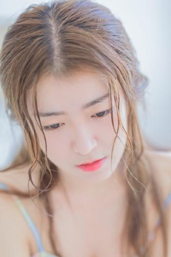 美女热裤图片 _ 第(9)张