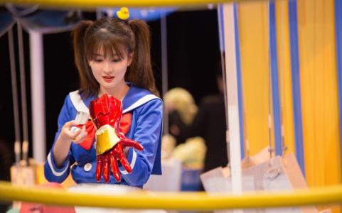 高清中国内地黑龙江省哈尔滨女演员乔欣清爽率性写真图片桌面壁纸第3张