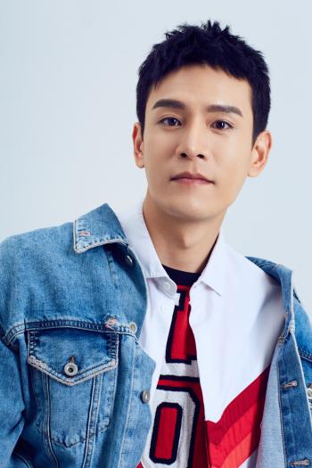 高清上海市男明星经超英俊帅气活动照图片第2张