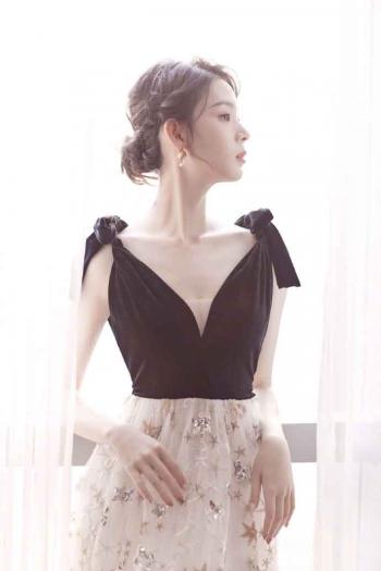 中国内地四川省攀枝花女演员人气演员陈瑶俏皮可爱写真图片第0张