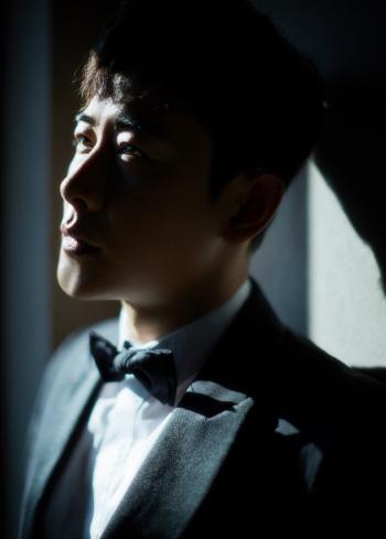 罗晋魅力型男冬日户外写真图片第2张