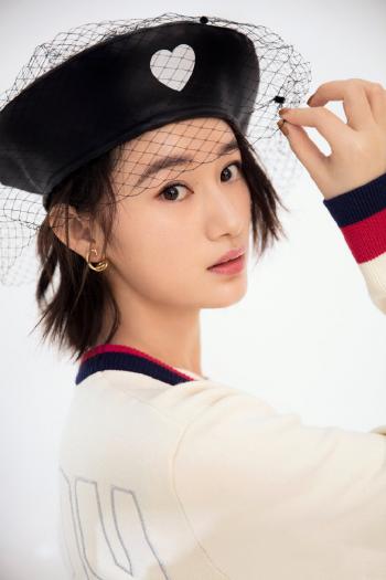 中国内地上海市长宁影视女演员郭晓婷仙气长裙写真图片第3张