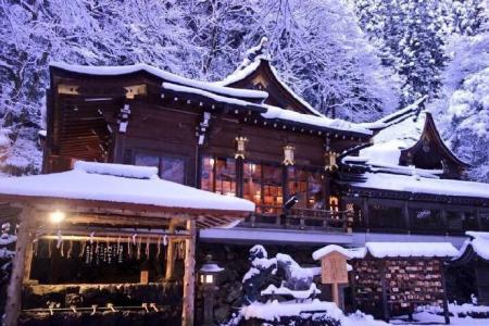 王丽坤清纯靓丽雪景写真图片第5张