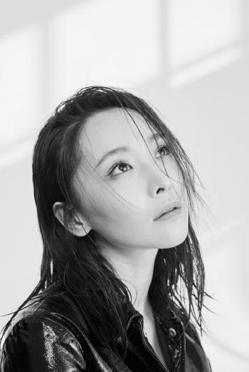 李曼粉嫩甜美夏日写真图片第4张