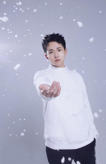 张耀图片 _ 第(1)张