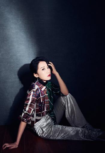 李念优雅飘逸魅力写真图片第5张