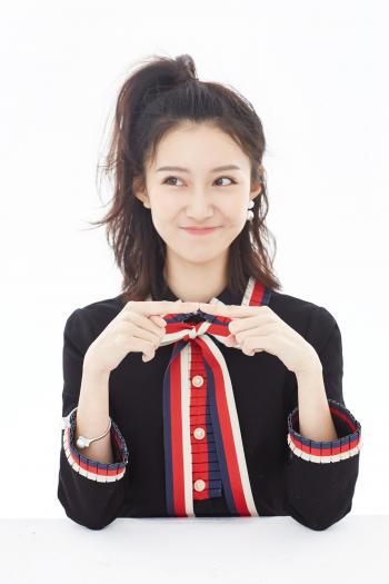 中国内地新生代演员童颜美女张鑫娇娇嫩诱惑私房写真第3张