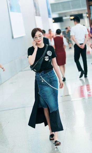 马甲线女王袁姗姗时尚性感写真图片超赞身材第0张