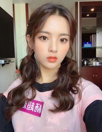 杨超越图片 _ 第(1)张