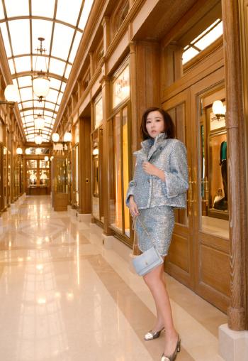 性感女星毛俊杰西装冷艳造型性感写真第5张