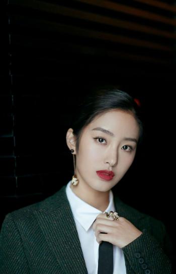杨采钰图片 _ 第(4)张