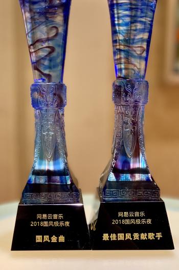 明星许嵩图片 _ 第(7)张