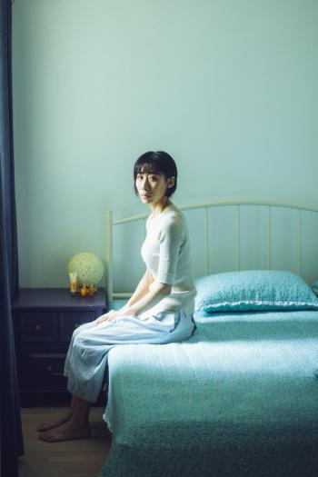 视角独特极具意境的喵星人逗比瞬间摄影图片第0张