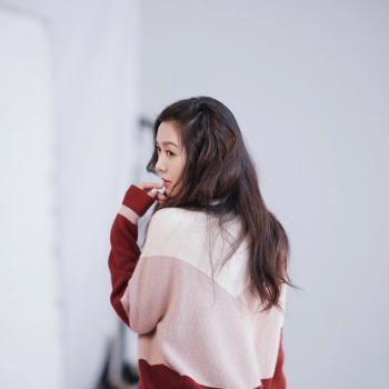 薛凯琪秋冬户外性感妩媚写真图片第5张