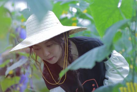薛凯琪性感迷人时尚写真图片第5张
