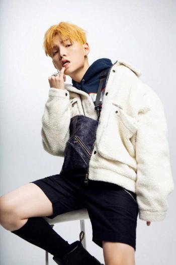高清男星朱星杰休闲帅气写真图片第6张