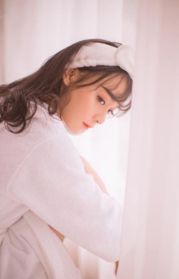 高清中国内地黑龙江省牡丹江影视女演员董璇气质靓丽美女写真第1张